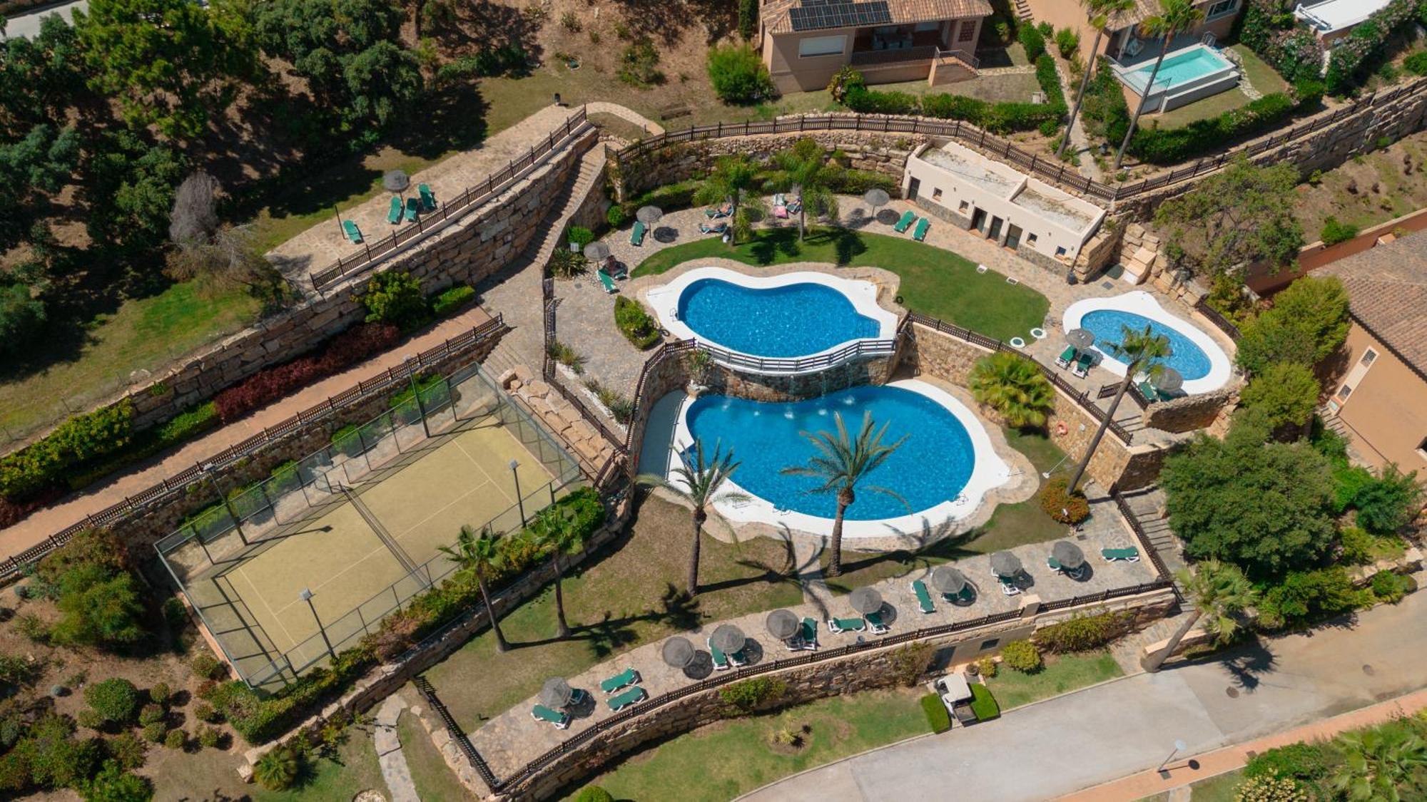 Private Heatable Infinity Pool With Sea Views In La Mairena, Marbella Apartment Sitio de Calahonda Exterior photo