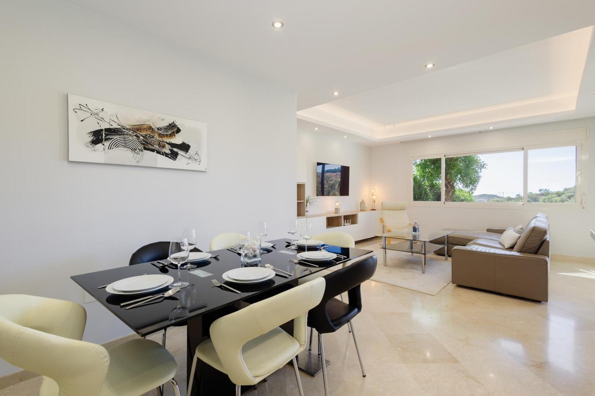 Private Heatable Infinity Pool With Sea Views In La Mairena, Marbella Apartment Sitio de Calahonda Exterior photo